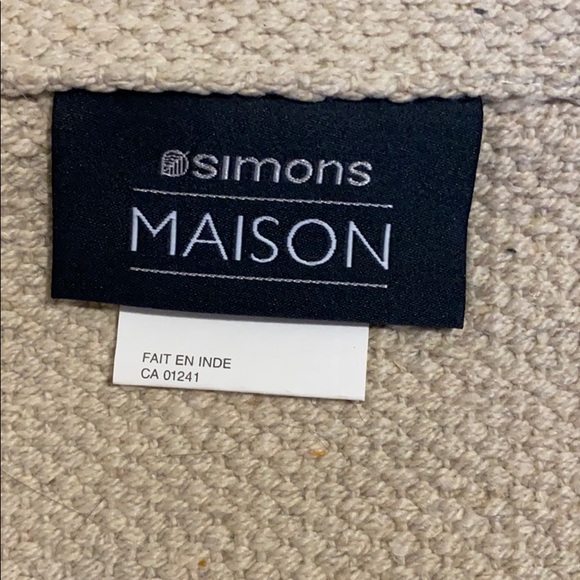 Simons Grey Owl Rug - Picture 2 of 3